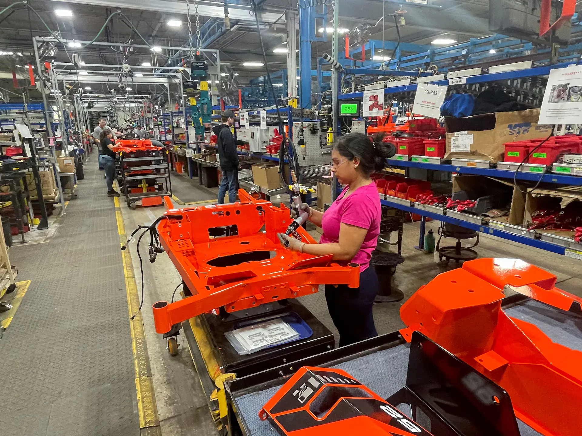 Automotive manufacturing facility with robotics and assembly equipment focused on industrial energy efficiency