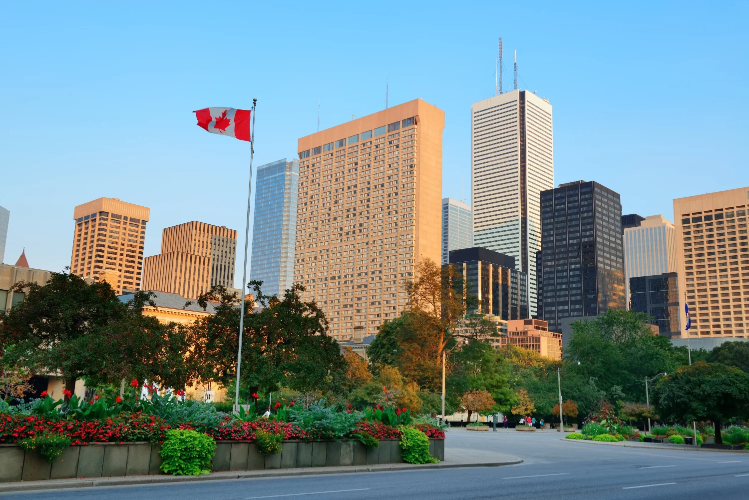 Commercial real estate property utilizing energy management and sustainability solutions